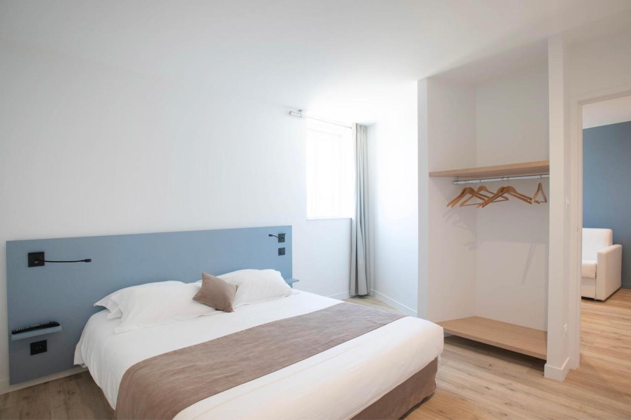 Logis Les Cepages / Restaurant Le Raisin Apartment Понт-де-Во Екстериор снимка